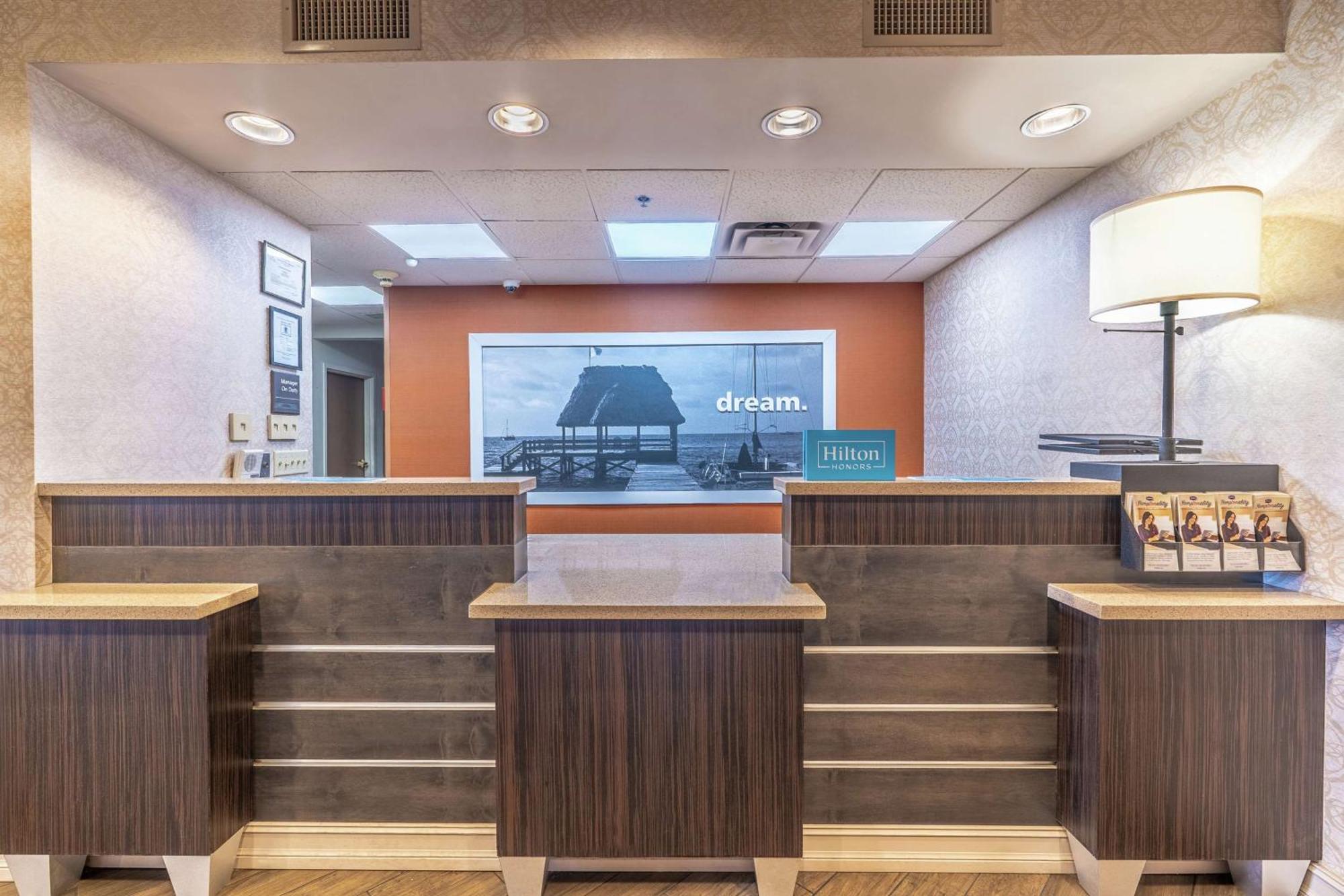 Hampton Inn Milledgeville Eksteriør bilde